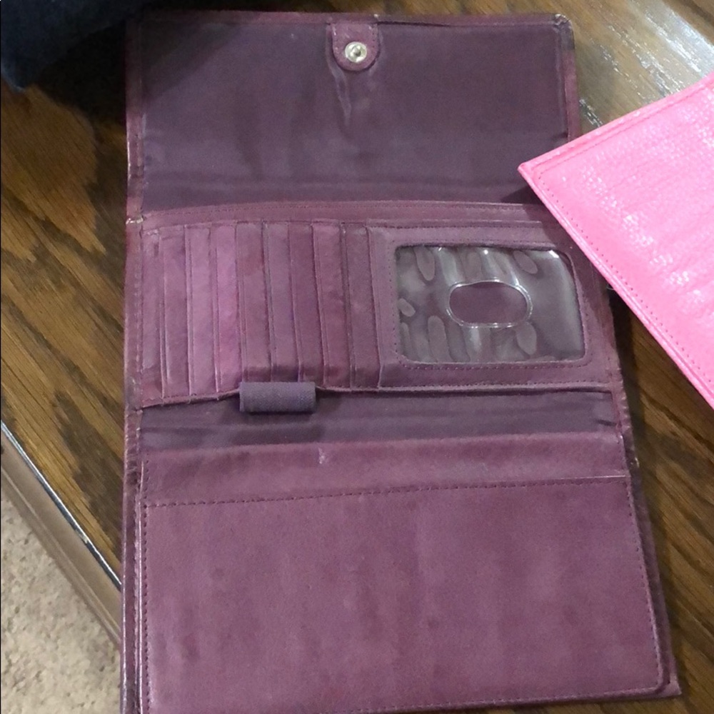 Fossil Wallets - image 3